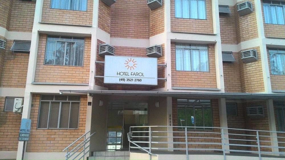 Oyo Hotel Farol Joacaba Exterior photo